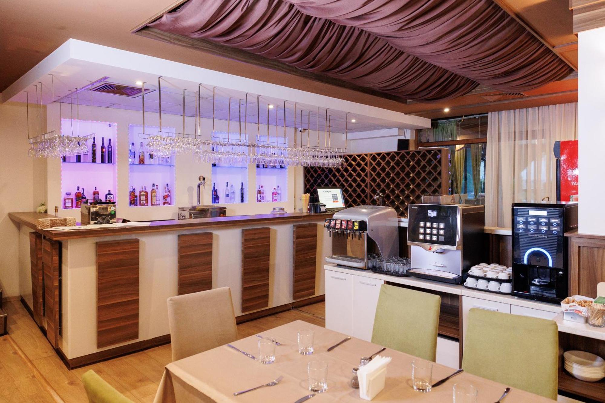 Green Wood Hotel & Spa บันสโก ภายนอก รูปภาพ
